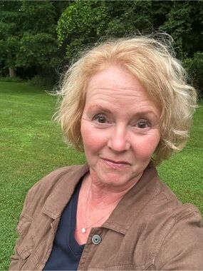 Meet your Posher, Christine